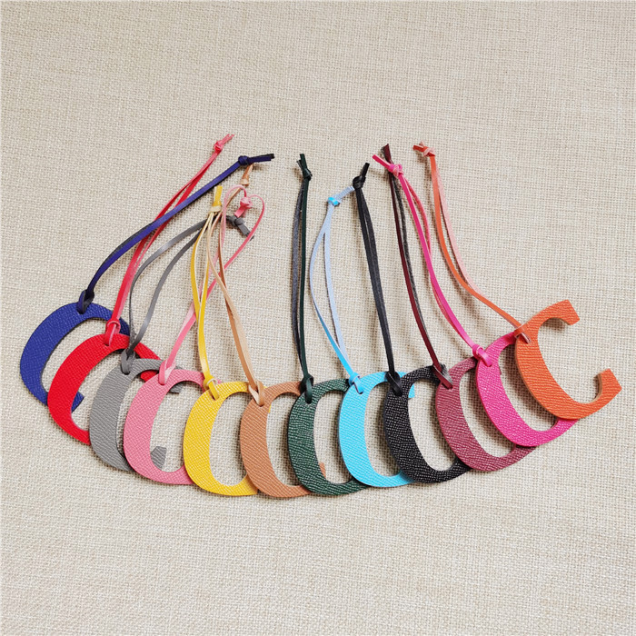 Gantungan Kunci Kulit Sapi PU  - Monogram Keychain Leather ulasan dan harga